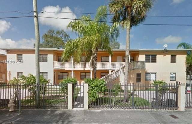 6125 SW 63rd St - 6125 Southwest 63rd Street, South Miami, FL 33143