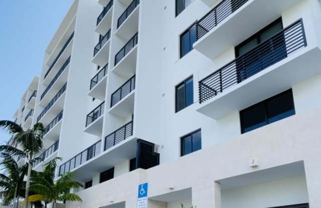 Photo of 9099 BISCAYNE Blvd.