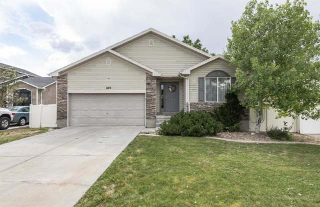 889 North 720 West - 889 North 720 West, Tooele, UT 84074