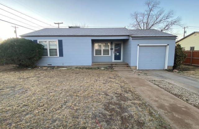 907 W 26th St - 907 West 26th Street, Odessa, TX 79763