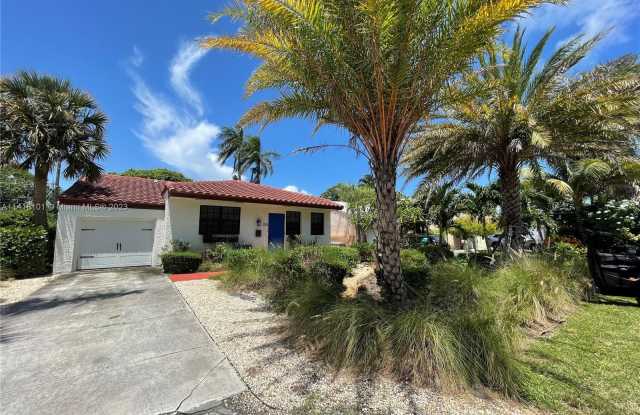 1525 Funston St - 1525 Funston Street, Hollywood, FL 33020