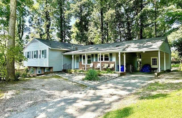 4005 Lehigh Court