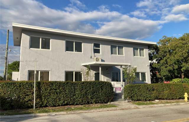 1719 NW 1st St - 1719 Northwest 1st Street, Miami, FL 33125