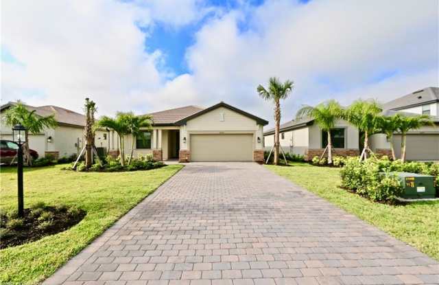 18293 Ridgeline DR - 18293 Ridgeline Drive, Lee County, FL 33928