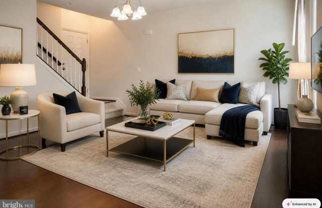 42243 CANARY GRASS Square
