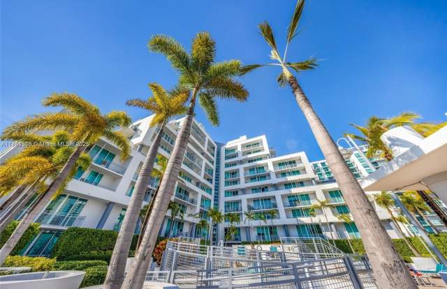 Photo of 350 NE 24th St