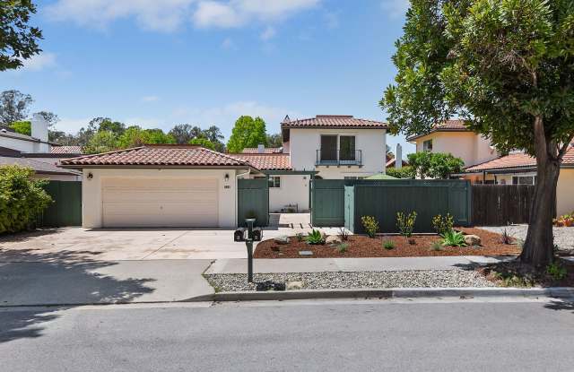 Beautifully redone Spanish duplex in peaceful and centrally-located Hidden Valley! photos photos