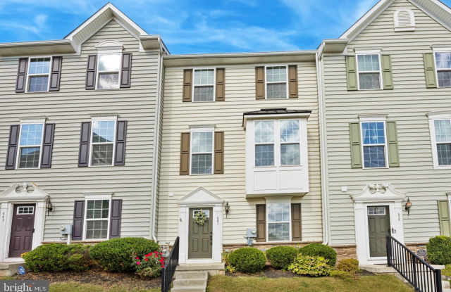 Photo of 641 WASHINGTON Square