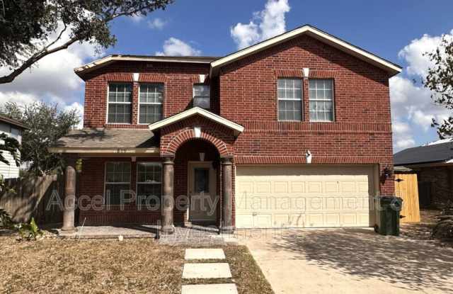 Photo of 819 Briarwood Dr