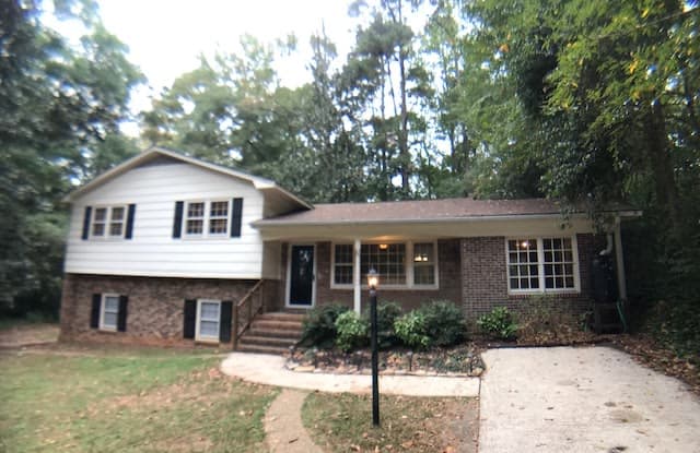 409 Dartmouth Rd - 409 Dartmouth Road, Raleigh, NC 27609