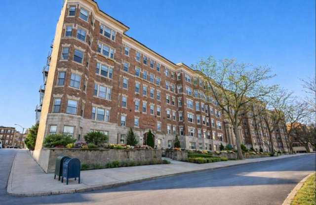1384 Commonwealth Ave.