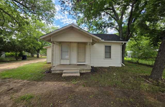 1116 East Cameron Avenue