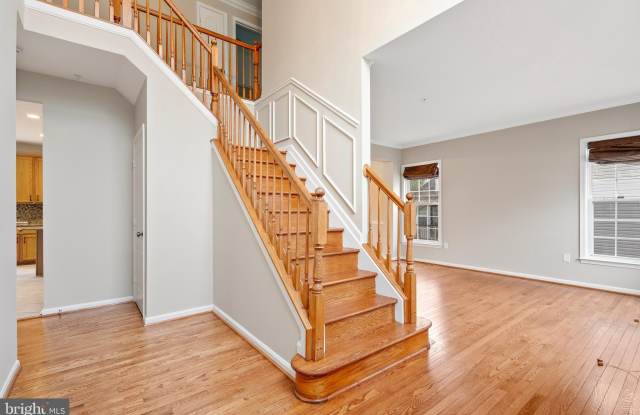 8514 RIVER PARK ROAD