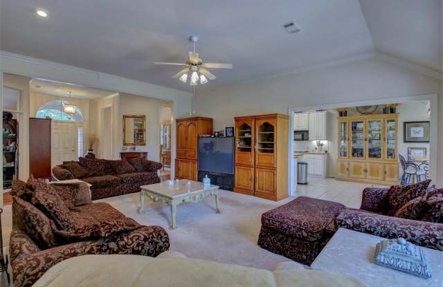 Photo of 210 Deauville Drive