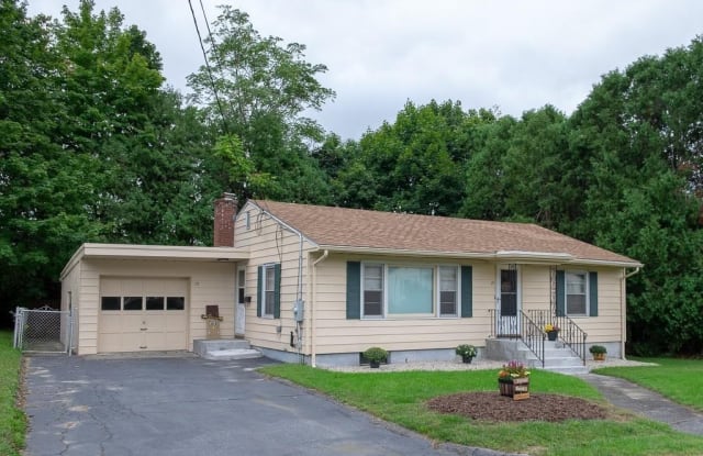 15 Catalina Dr - 15 Catalina Drive, Worcester County, MA 01545