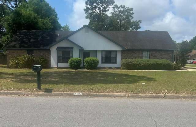 4207 Cherry Laurel Dr