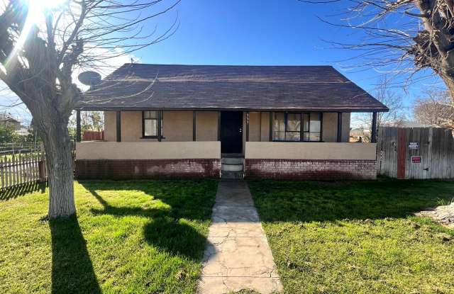 Charming North of the River 2 bedroom 1 bath 337 Harding Ave
