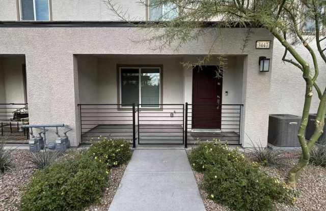 Photo of 3447 Grecian Queen Avenue