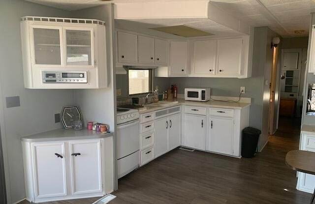 Photo of 306 S Recker Road