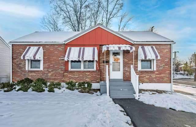 Photo of 10446 Saint Charles Rock Rd