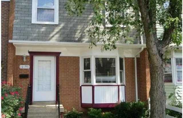 10193 FARRAGUT Court