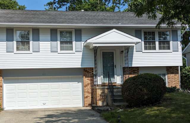411 Burwood Ave