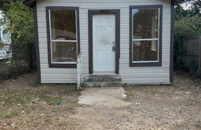 Rent to Own! Updated Home for Lease in Queensborough!