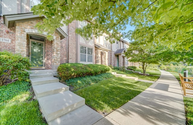 1764 LANCASTER Way - 1764 Lancaster Way, Northbrook, IL 60062