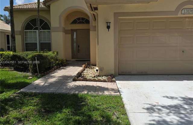 13176 NW 18TH ST PEMBROKE PINES, FL 33028