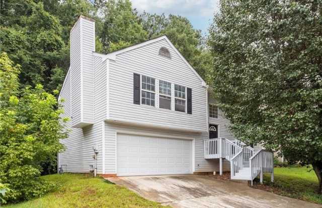 2374 Whites Ridge - 2374 Whites Ridge, Panthersville, GA 30034