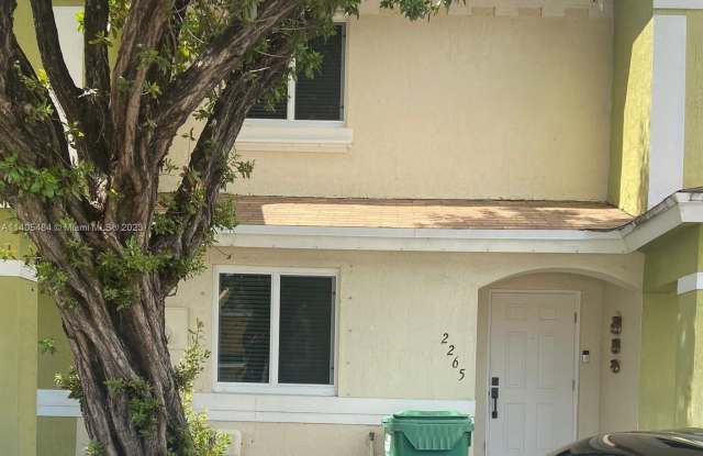 2265 NW 136th Ter