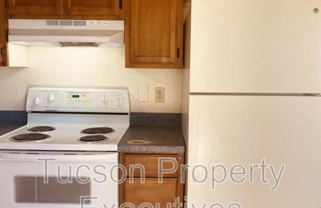 5760 South Park Avenue