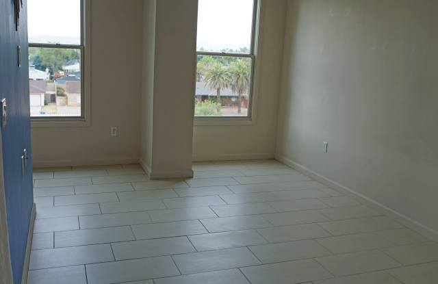 535 West Thomas Road