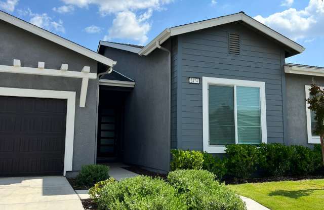 2474 Bastidas Drive