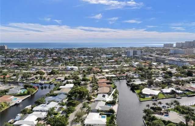 2830 Northeast 55th Street