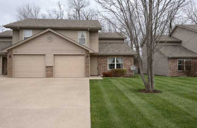 Large 4 bedroom Duplex