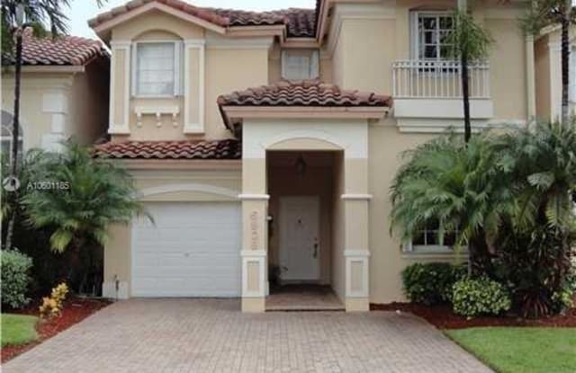 6939 NW 109th Ave - 6939 Northwest 109th Avenue, Doral, FL 33178