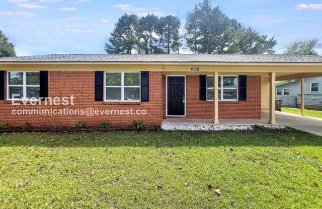 Photo of 605 Blaine Drive Southwest