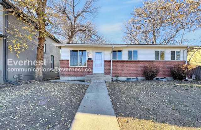 2755 North Humboldt Street