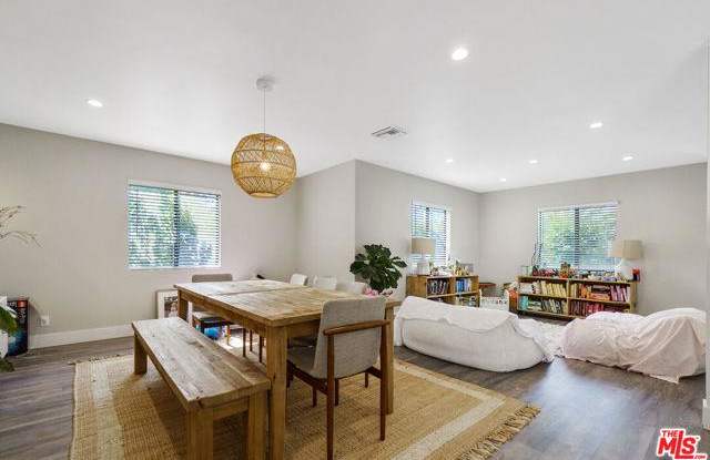 822 San Vicente Boulevard