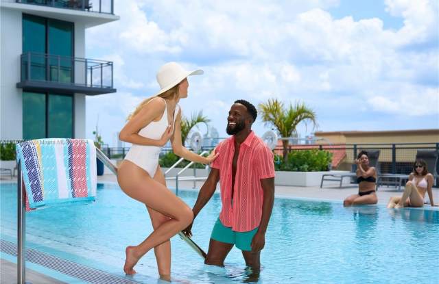 Photo of Nine Hollywood