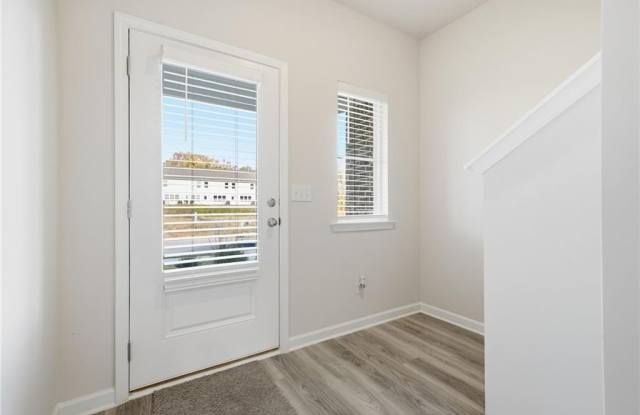 3966 Oakwood Terrace Court