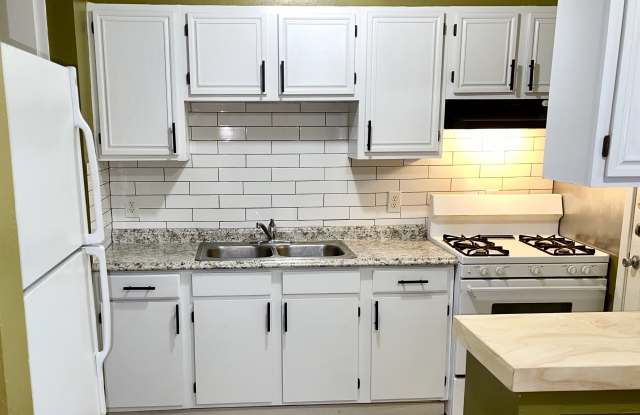 Photo of 114 Poppy St. - 2