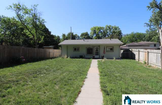 Cozy 2-Bedroom, 1-Bathroom Single-Family Home