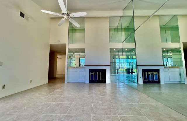 AVAILABLE NOW!! 2 Bedroom 2 Bathroom + Den Home in Palm Desert!!