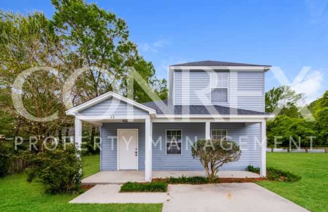 12 Woodleaf Court