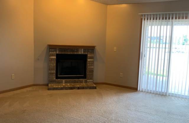 2 bedroom, 2 full Bath, 2 car attached garage, West Lafayette duplex.