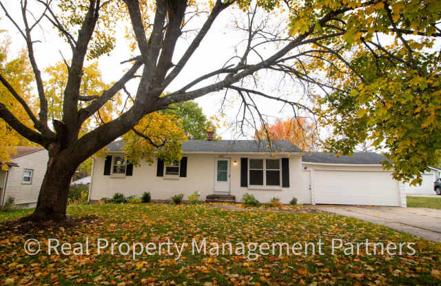 Photo of Fully Renovated 4 Bed, 2 Bath Home Near Breton Village