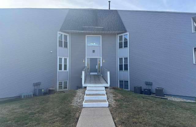 Photo of 2632 W WILLOWLAKE Drive unit: 614