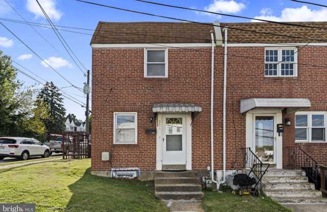 Photo of 326 E RAMBO Street